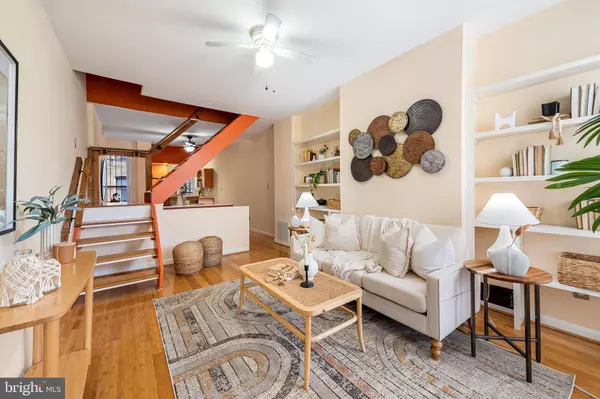 305 S FREMONT AVE, Baltimore, MD 21230