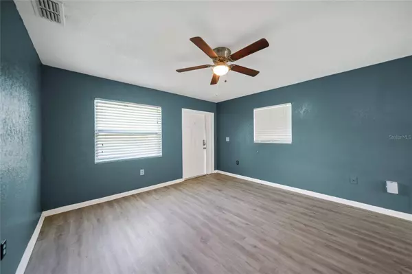 615 GROVE ST, Bowling Green, FL 33834