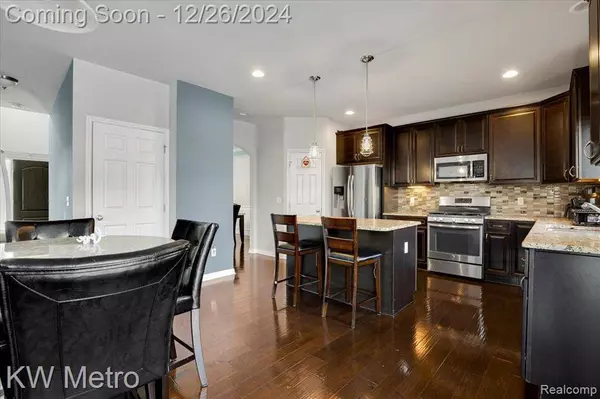 26591 BRONX Drive, Chesterfield, MI 48051