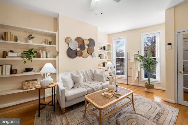 305 S FREMONT AVE, Baltimore, MD 21230