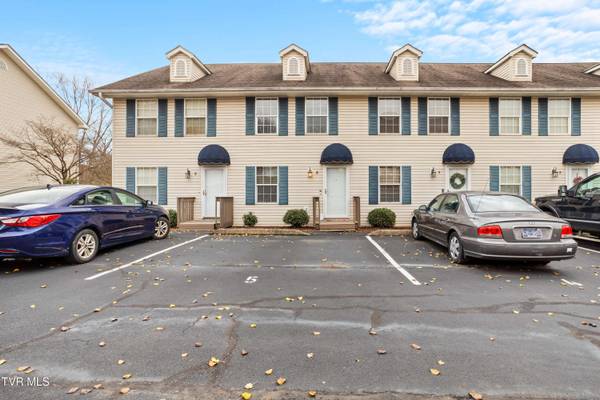 5 Pepper Ridge CT #5, Johnson City, TN 37615