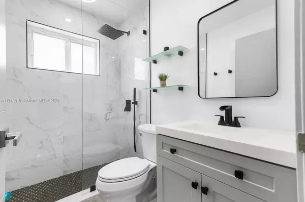 5552 SW 144th Ct, Miami, FL 33175