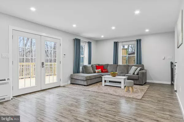 112 SPARROW LOOP, Bushkill, PA 18324