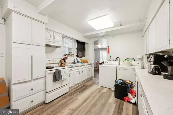 37 MAIN ST, Glen Rock, PA 17327