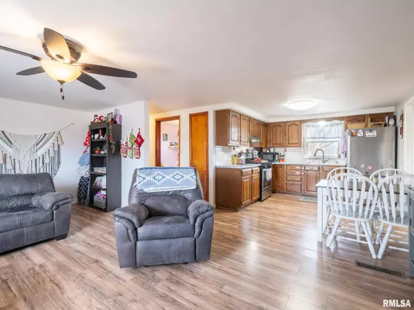 108 QUAIL TRL, Washington, IL 61571