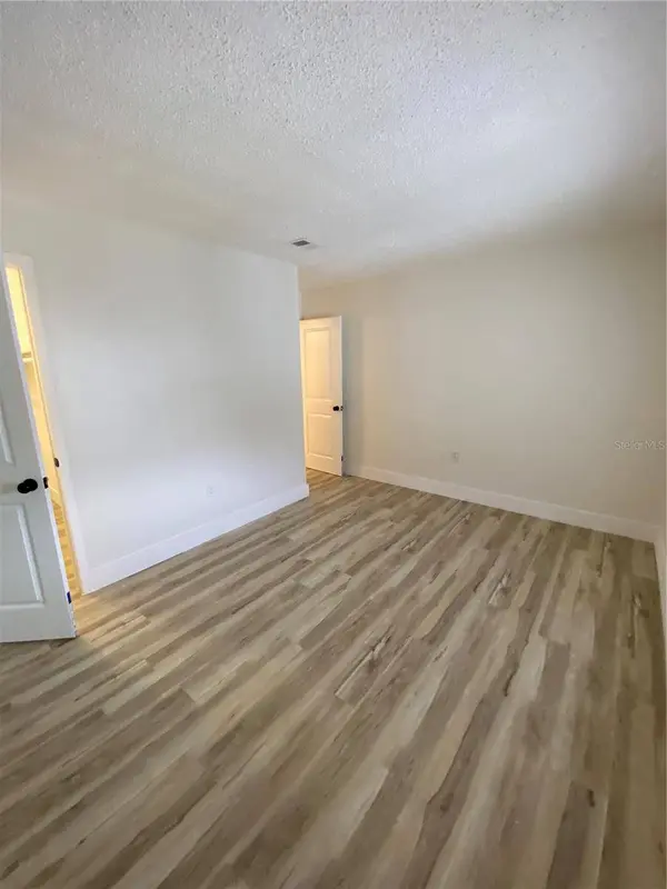 4213 S SEMORAN BLVD #9, Orlando, FL 32822