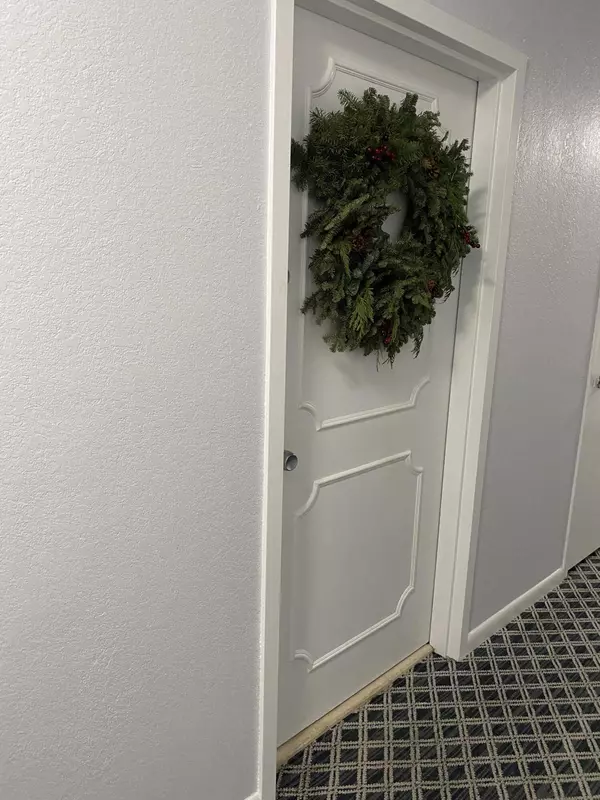 2000 Presidential 202 WAY 202, West Palm Beach, FL 33401