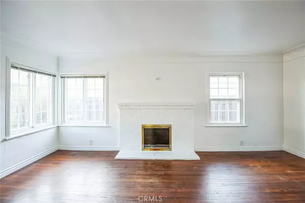 10675 Sherman PL, Sun Valley, CA 91352