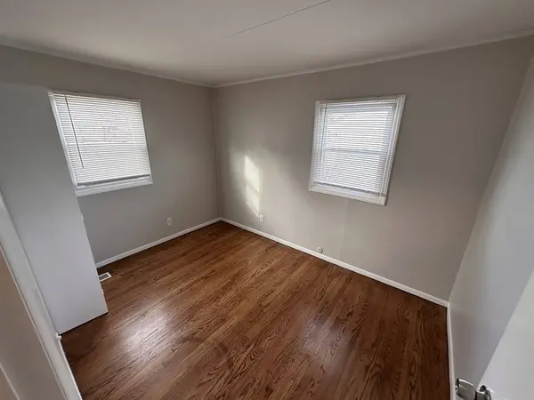 902 Barthelme Avenue, Joliet, IL 60435