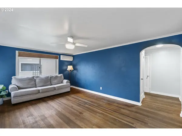 840 KELLY BLVD, Springfield, OR 97477