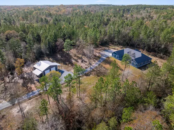 132 Calvin Headley, Hattiesburg, MS 39401