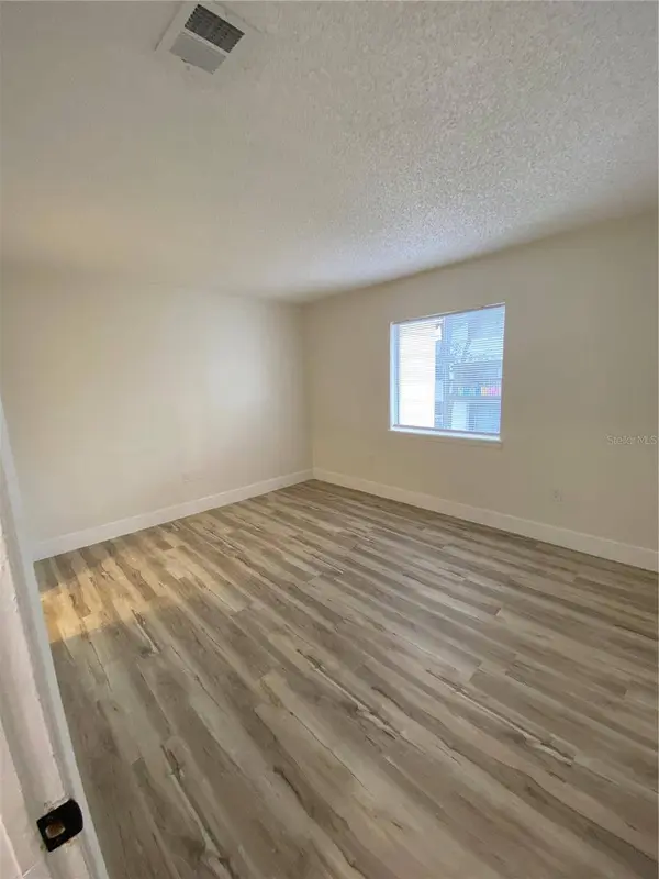 4213 S SEMORAN BLVD #9, Orlando, FL 32822