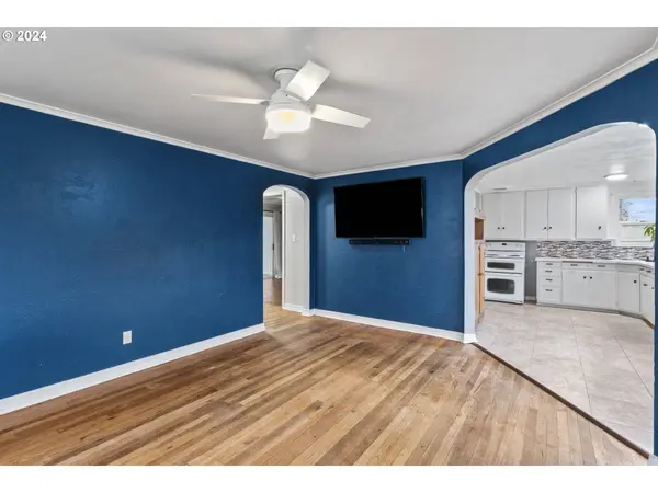 840 KELLY BLVD, Springfield, OR 97477