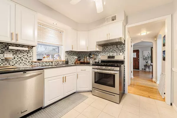 10763 S Longwood DR, Chicago, IL 60643