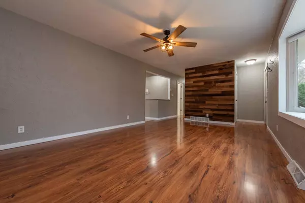 10435 W Terra Ave, Milwaukee, WI 53224