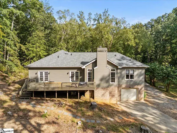 91 Glenwood Lane, Gray Court, SC 29645