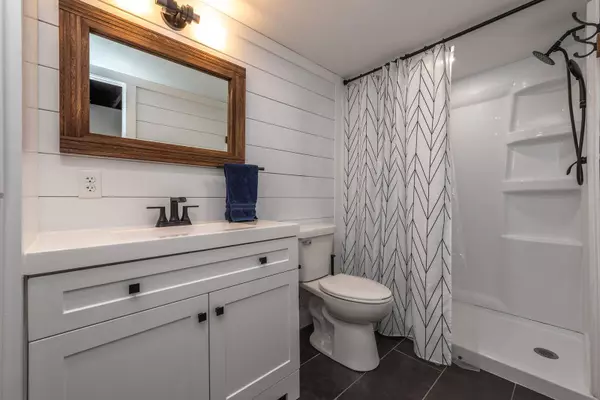 10435 W Terra Ave, Milwaukee, WI 53224