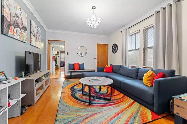 13032 Maple AVE, Blue Island, IL 60406