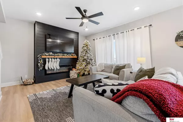 18906 Fir Street, Gretna, NE 68028