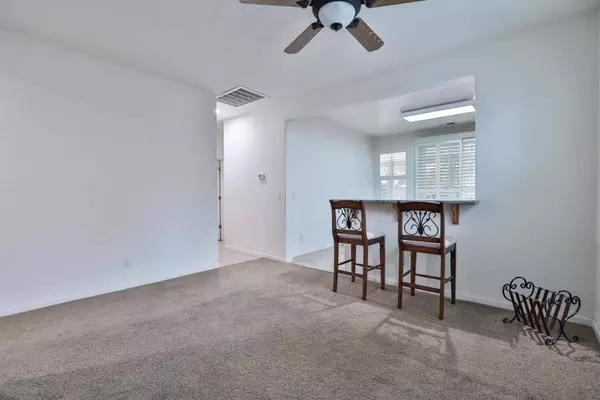 1748 Oxford CT, Plumas Lake, CA 95961