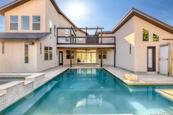 15714 Hill Ln, Selma, TX 78154