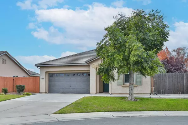 1748 Oxford CT, Plumas Lake, CA 95961