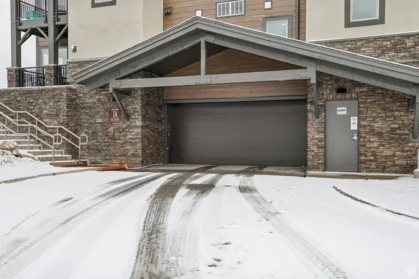 6749 N 2200 W #106, Kimball Junction, UT 84098