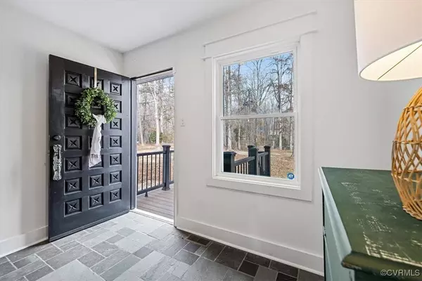 18103 W County Line RD, Midlothian, VA 23112