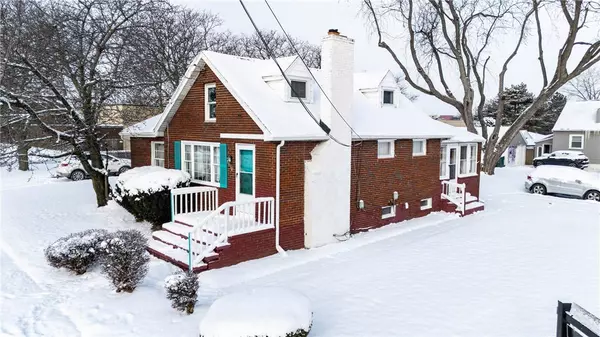 1376 Emerson ST, Rochester, NY 14606