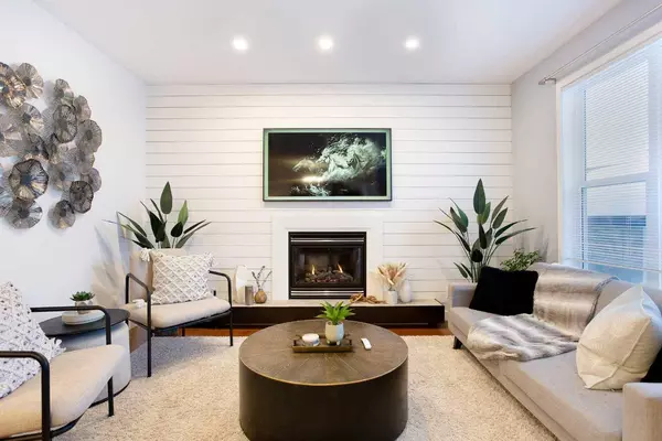 14 Copperstone DR SE, Calgary, AB T2Z 0L2