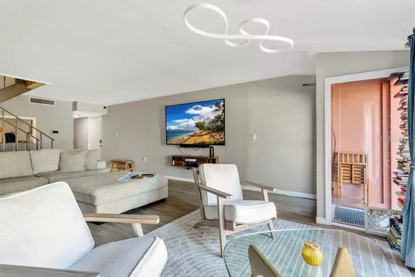 2424 W TAMPA BAY BLVD #A210, Tampa, FL 33607