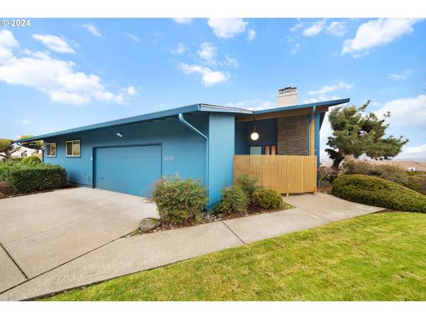 12755 NE ROSE PKWY, Portland, OR 97230