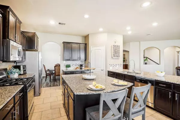 11923 Eagle Ridge Dr, Dayton, TX 77535