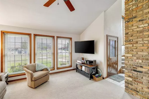 824 Castlemount Street, Willow Park, TX 76087