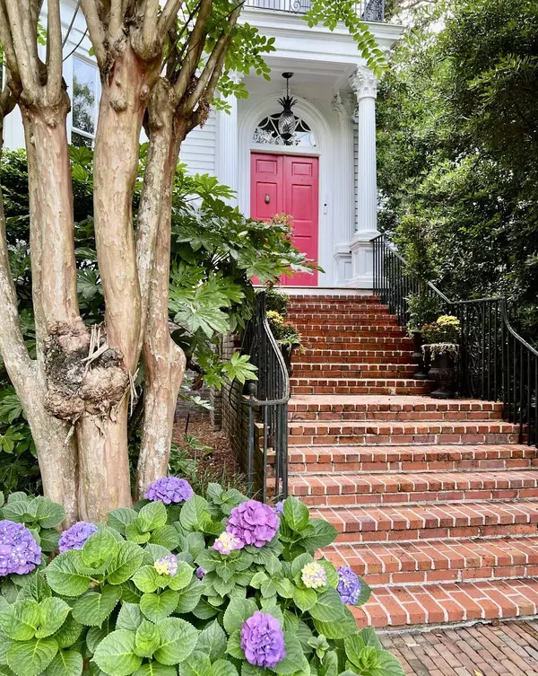 208 Sumter Ave, Summerville, SC 29483