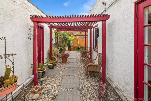 3224 Upas St, San Diego, CA 92104