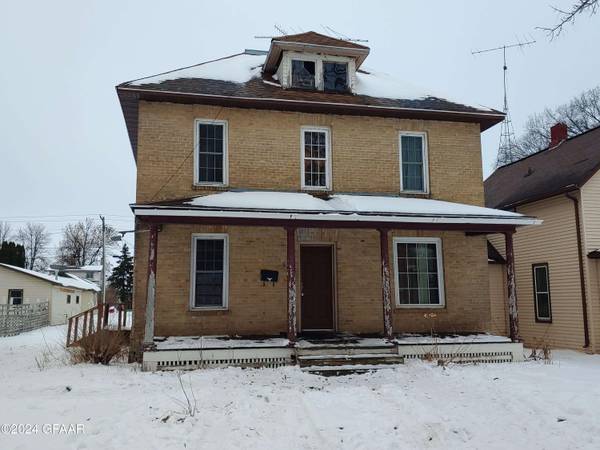 607 STUART AVE, Crookston, MN 56716