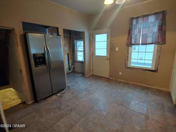 607 STUART AVE, Crookston, MN 56716