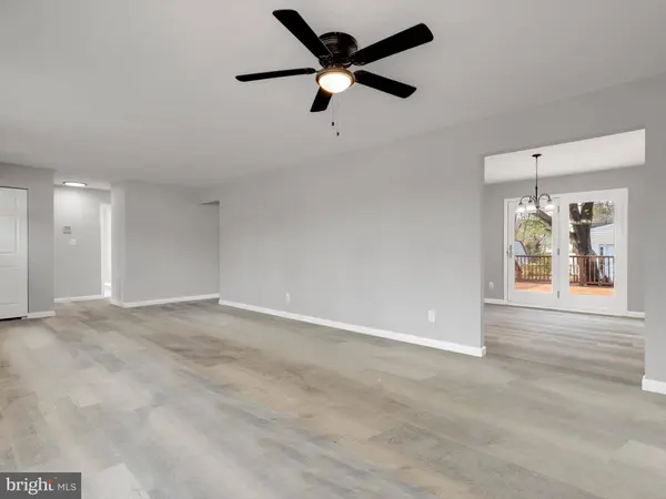 1512 CHURCH LN, Glen Burnie, MD 21061