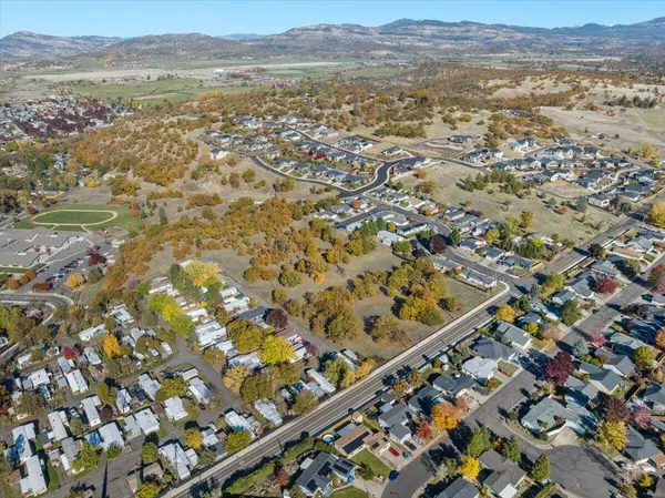 Stevens RD, Eagle Point, OR 97524