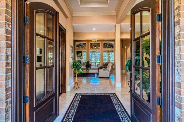 702 Fairway Oaks, Conroe, TX 77302