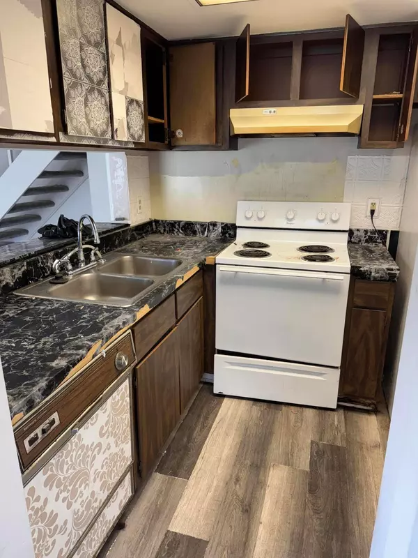 2434 Ravenel Drive #C, Columbus, OH 43209