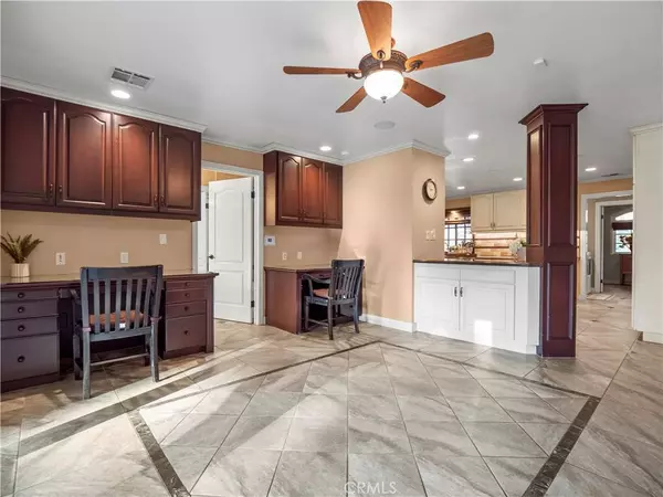 15838 Falconrim DR, Canyon Country, CA 91387