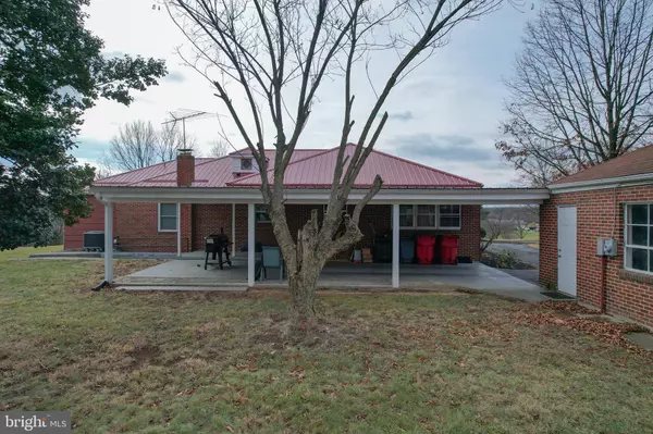 1925 PAYNES FORD RD, Martinsburg, WV 25405