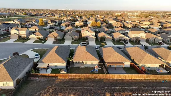 2438 MCCRAE, New Braunfels, TX 78130-6580