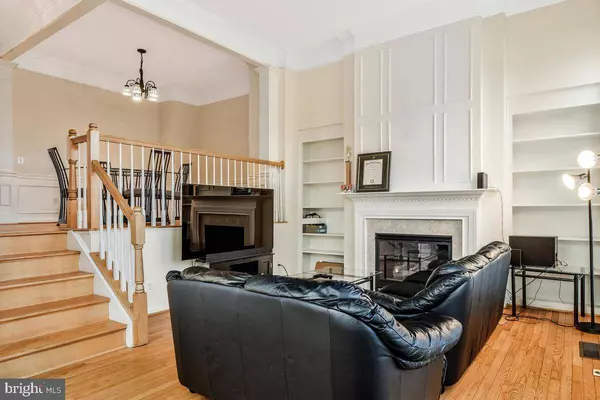 7726 HERITAGE WOODS WAY, Annandale, VA 22003