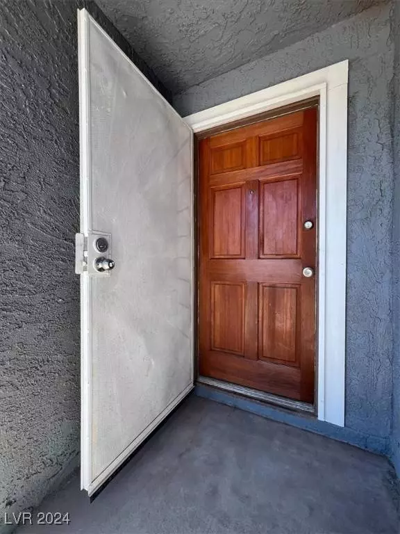 5280 Plainview Avenue, Las Vegas, NV 89122