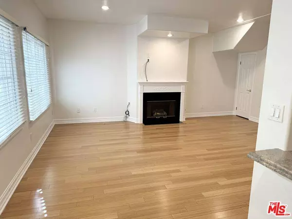 1910 Manning Ave #6A, Los Angeles, CA 90025