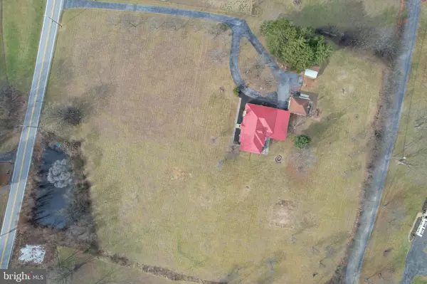 1925 PAYNES FORD RD, Martinsburg, WV 25405