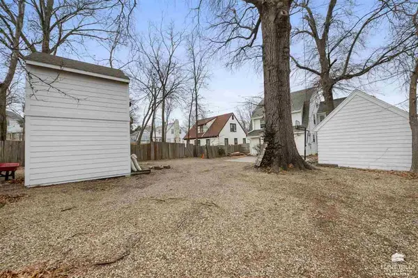 1837 Anderson AVE, Manhattan, KS 66502